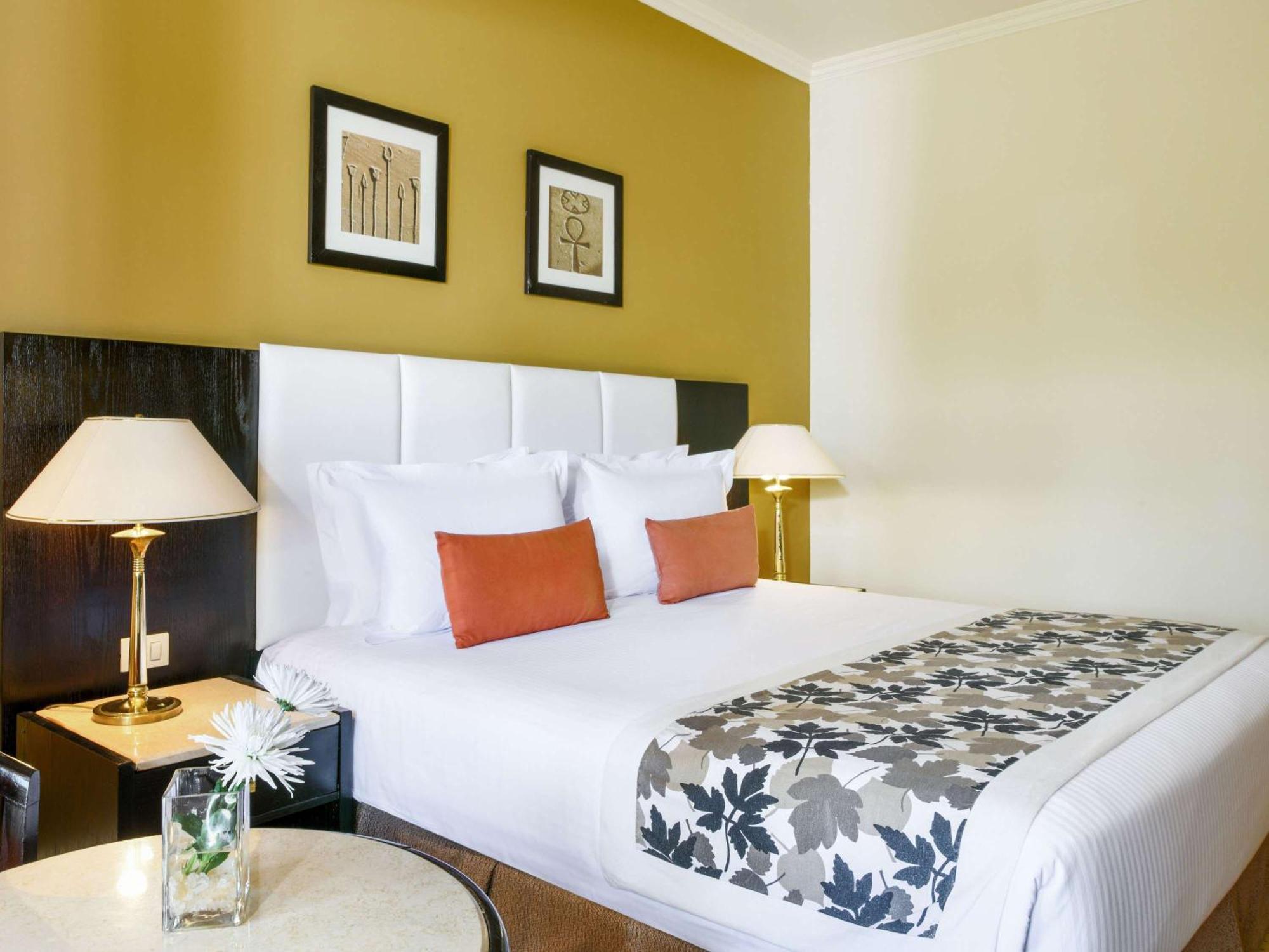 Pavillon Winter Luxor Hotel Ngoại thất bức ảnh