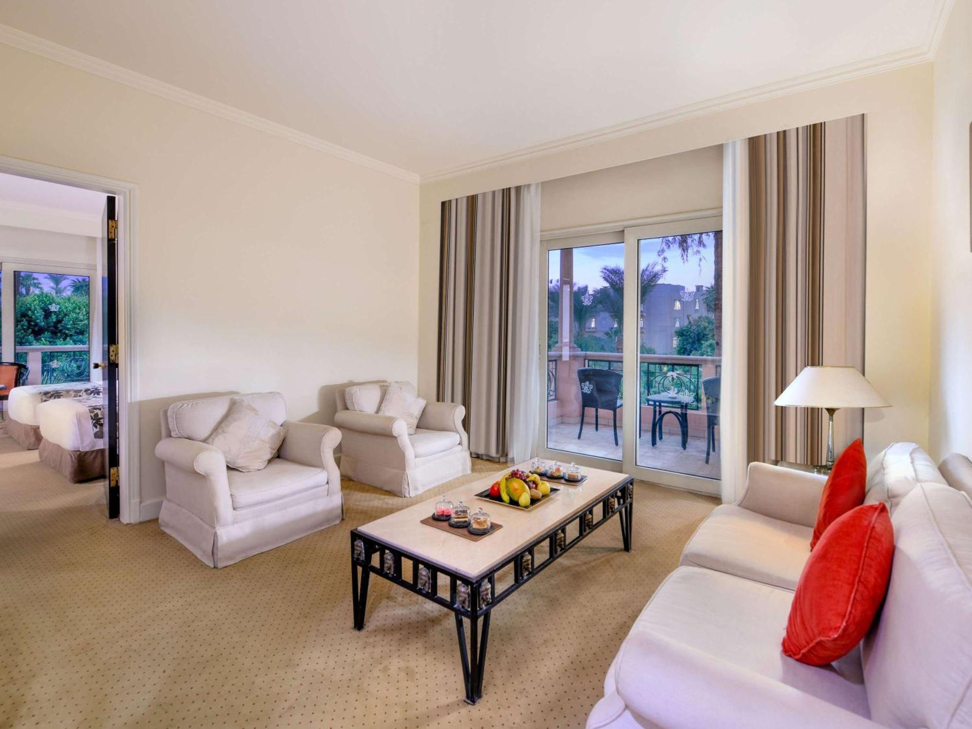 Pavillon Winter Luxor Hotel Ngoại thất bức ảnh